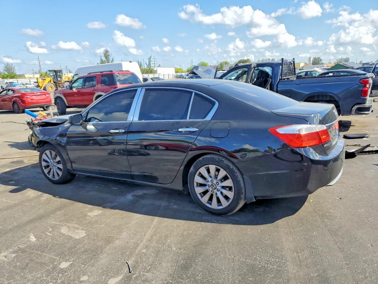 2015 Honda Accord Ex - Image 2