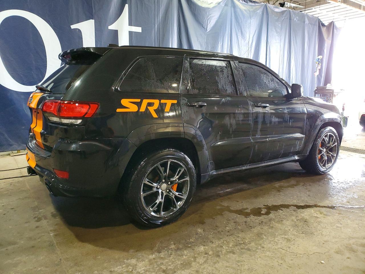 2016 Jeep Grand Cherokee Srt-8 - Фото 3