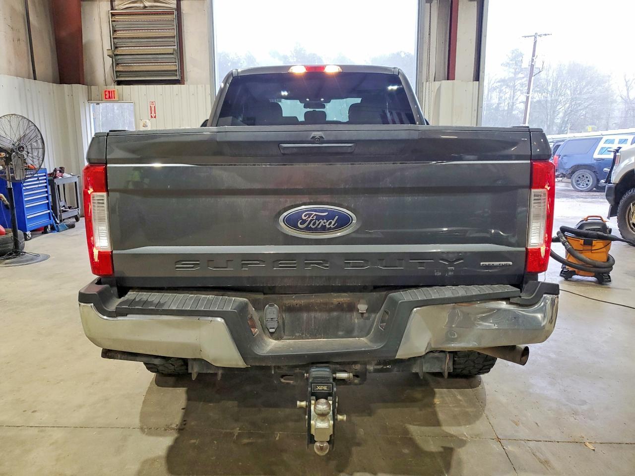 2018 Ford F250 Super Duty - Фото 6