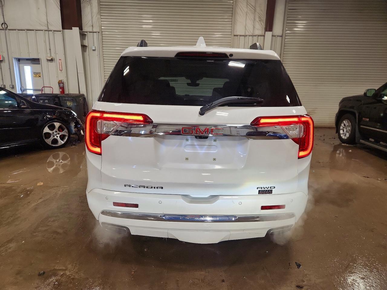 2021 GMC Acadia Denali - Image 6