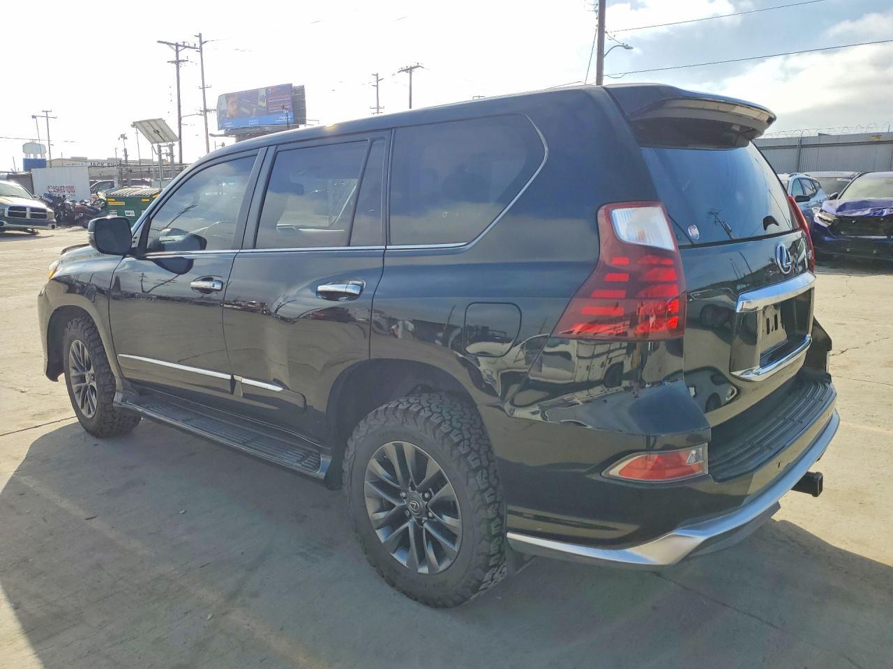 2017 Lexus Gx 460 Base - Image 2