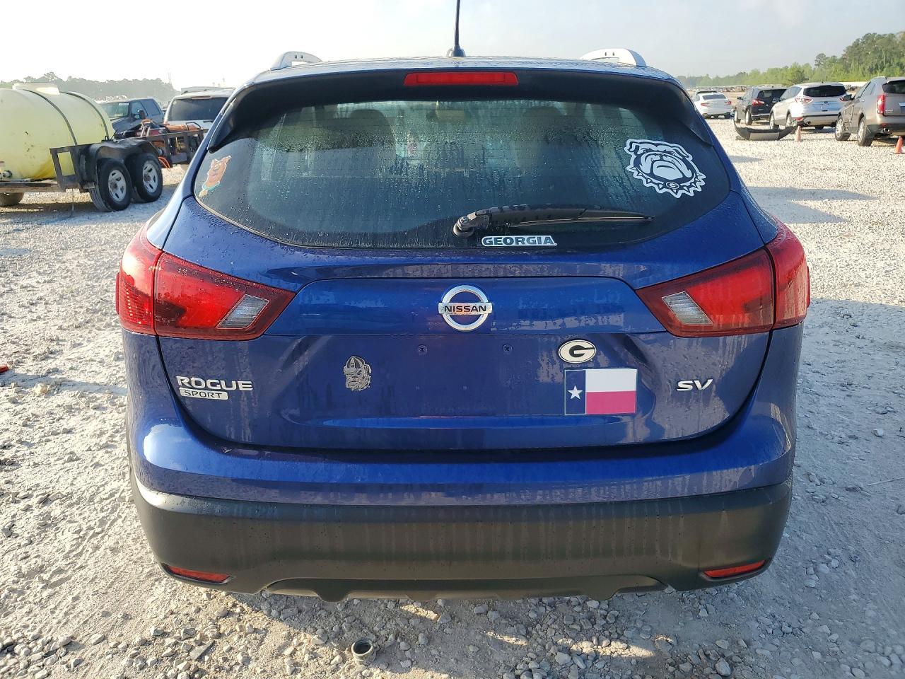 2017 Nissan Rogue Sport Sv - Image 6