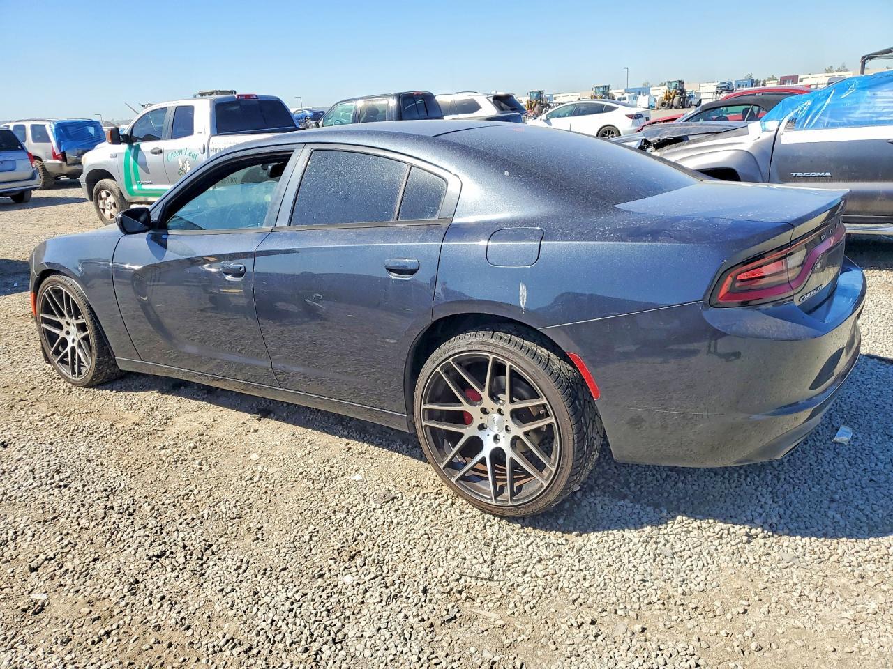 2016 Dodge Charger Se - Фото 2
