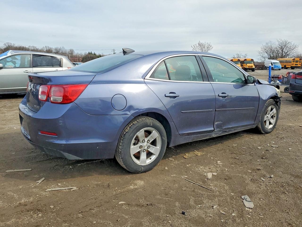 2015 Chevrolet Malibu Ls - Image 3