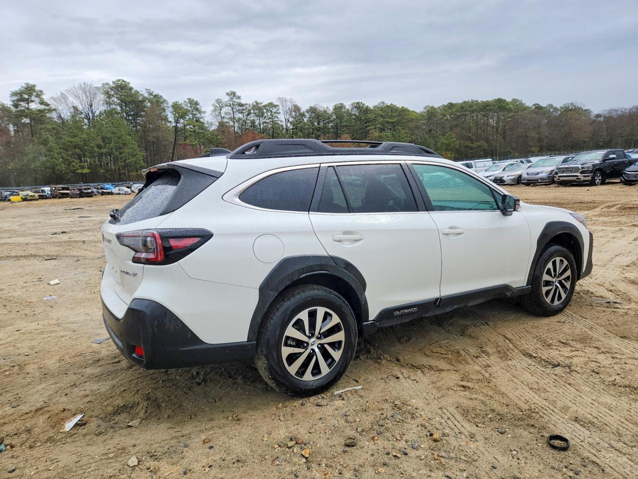 2024 Subaru Outback Premium - Фото 3