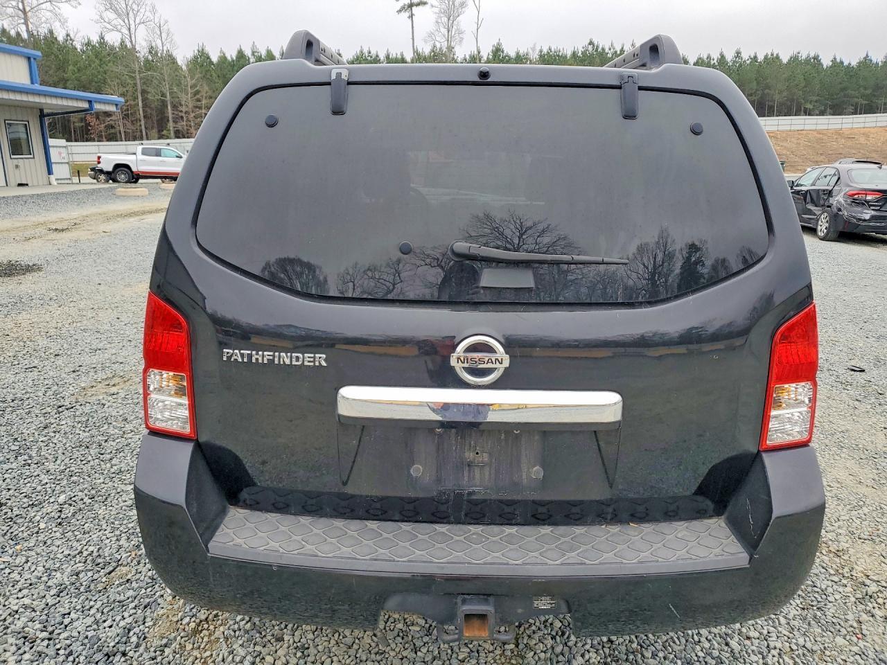 2012 Nissan Pathfinder S - Фото 6