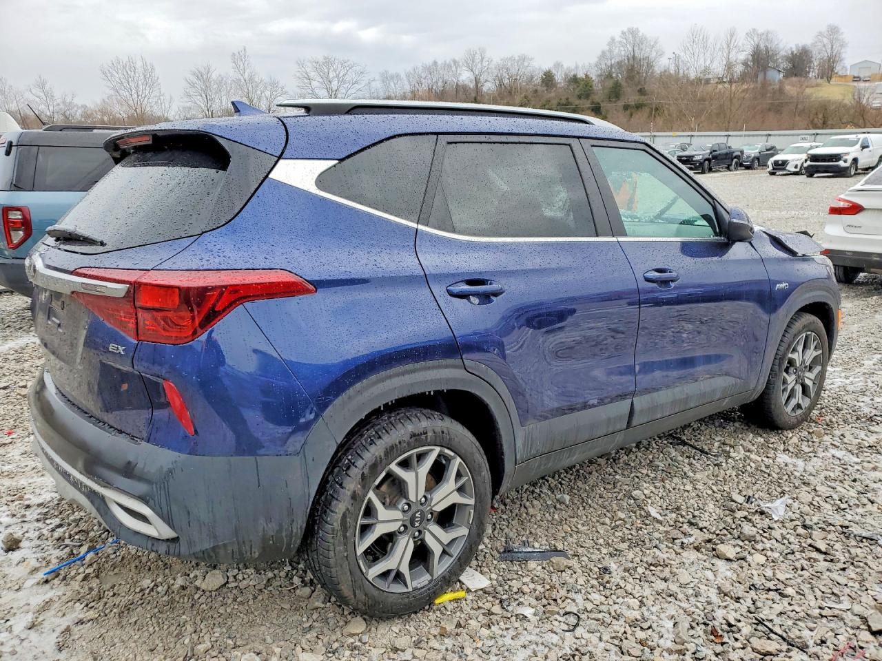 2021 Kia Seltos Ex - Фото 3