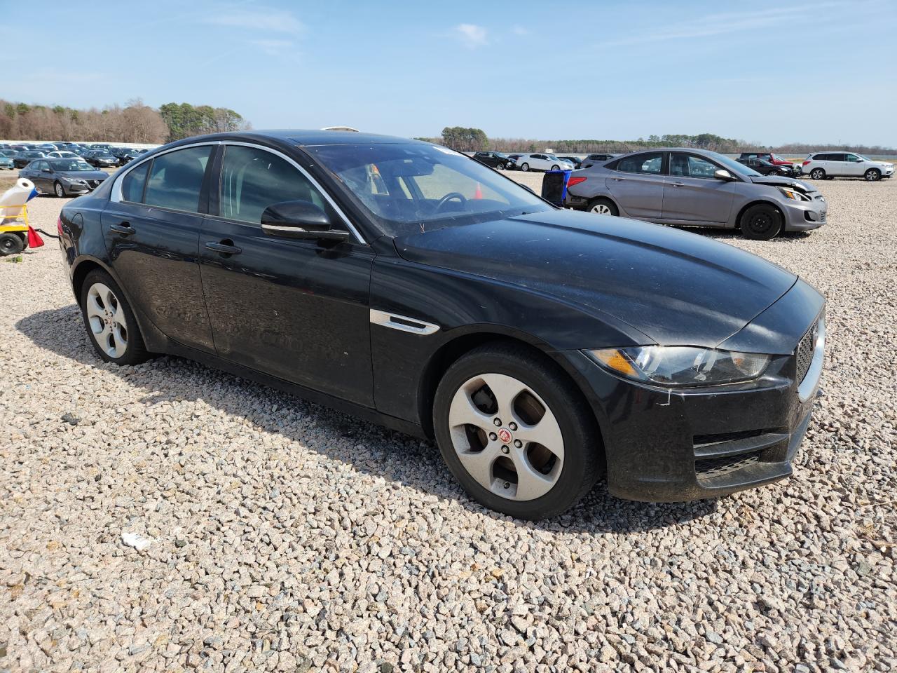 2018 Jaguar Xe - Image 4