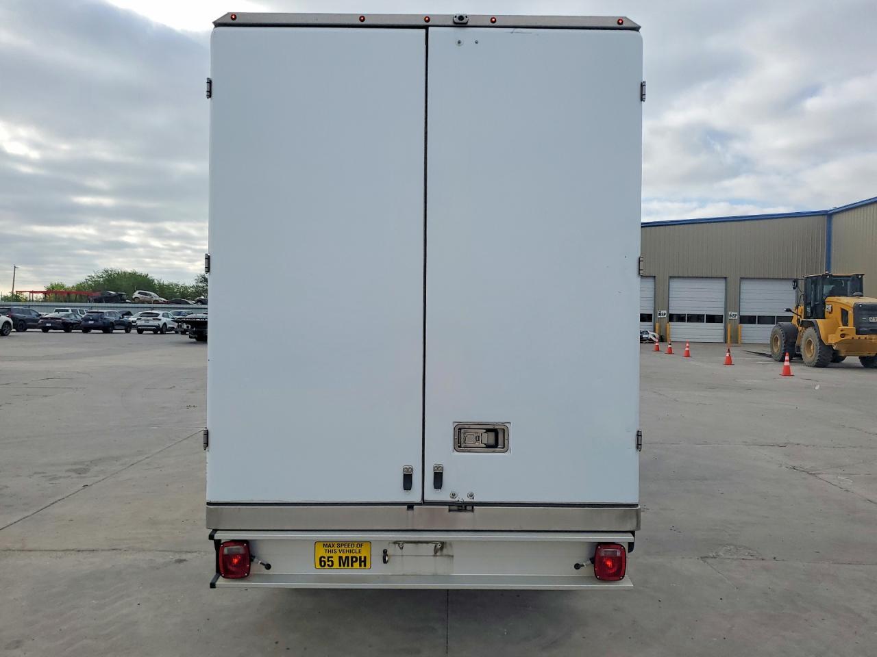 2022 Ford Transit Delivery Truck - Фото 6