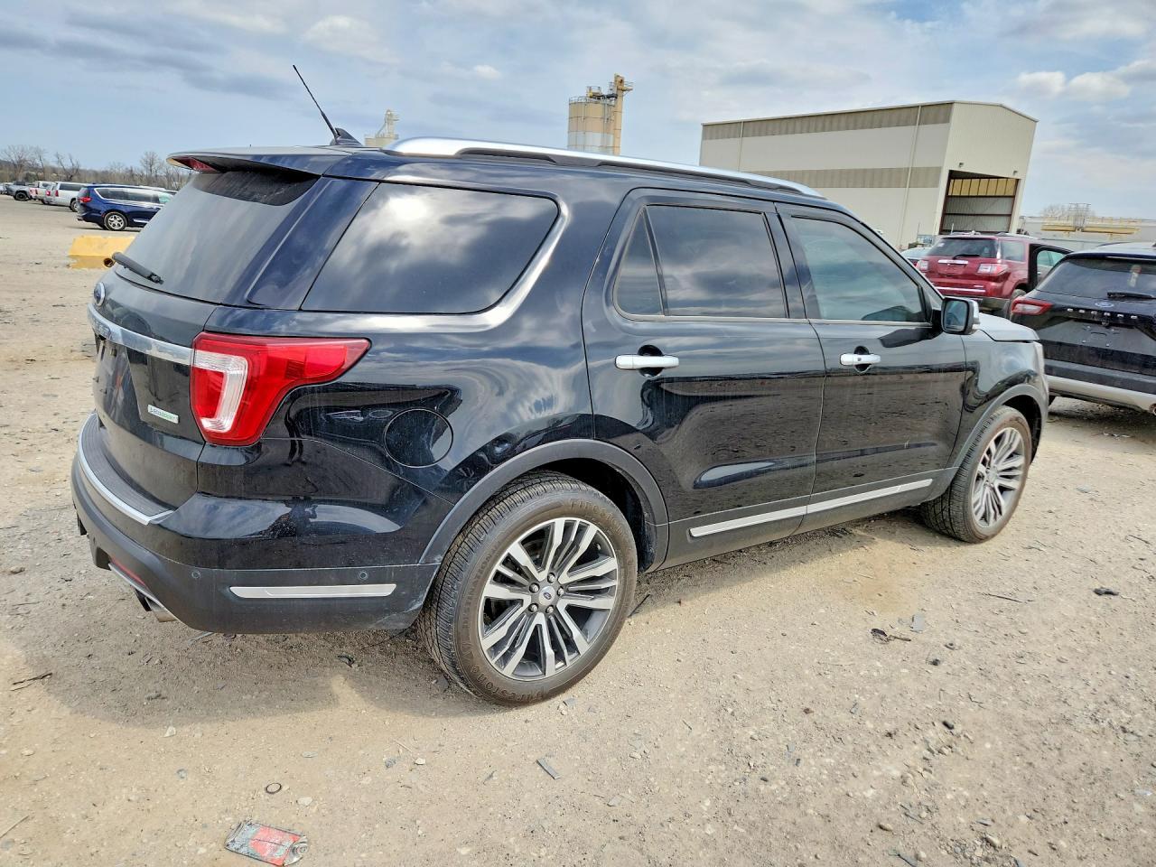 2018 Ford Explorer Platinum - Фото 3