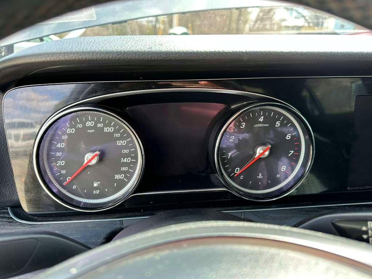 2018 Mercedes-Benz E 400 4Matic - Фото 6