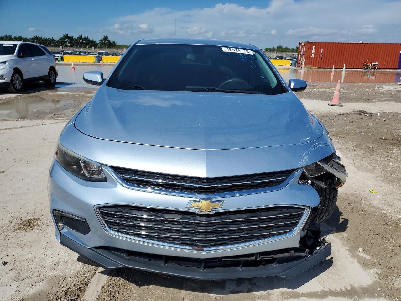 2018 Chevrolet Malibu Lt - Image 5