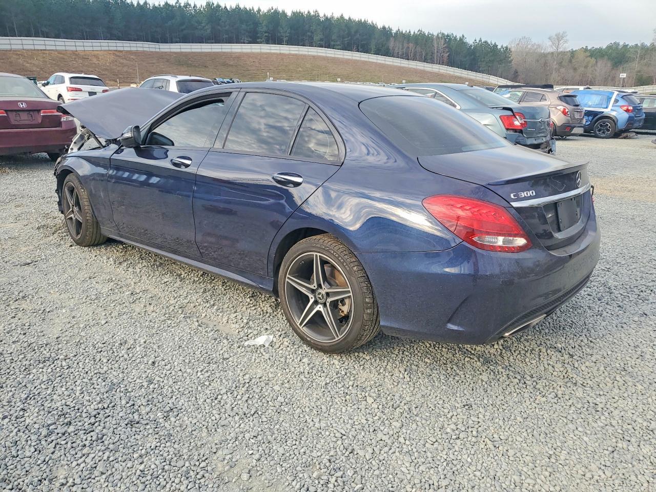 2018 Mercedes-Benz C 300 4Matic - Фото 2