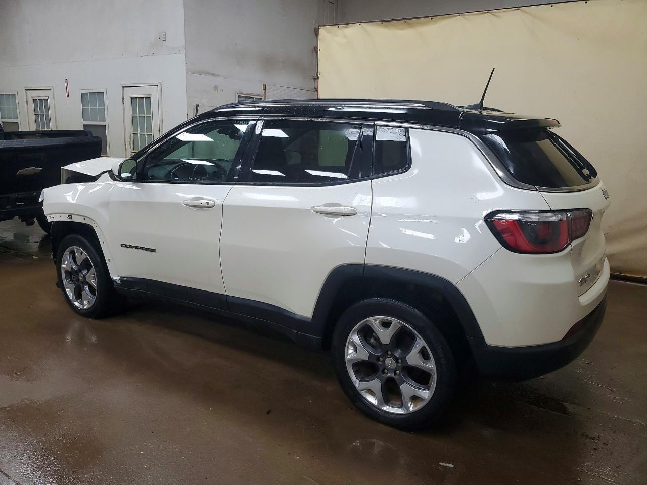 2019 Jeep Compass Limited - Фото 2