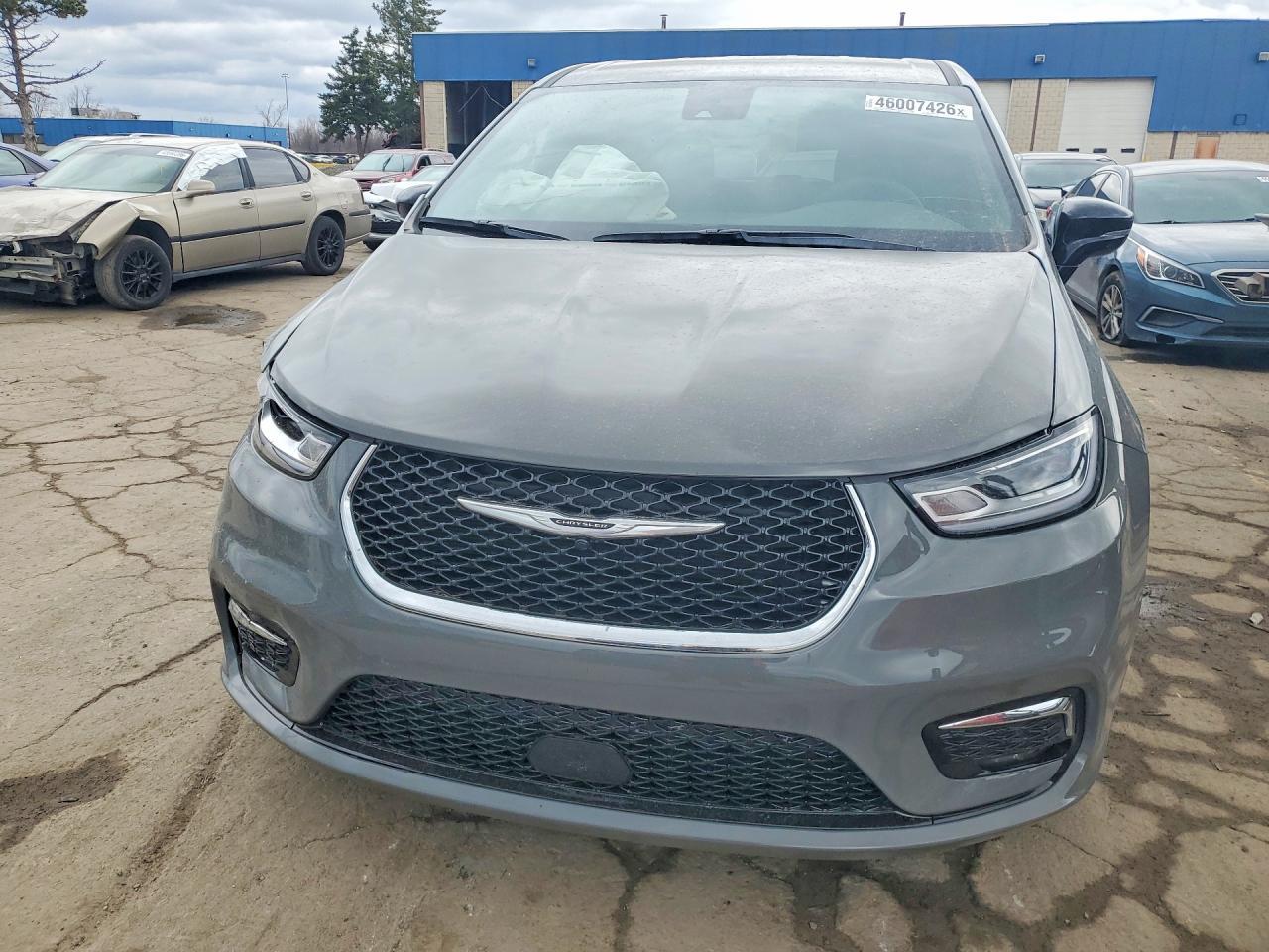 2025 Chrysler Pacifica Select - Фото 5