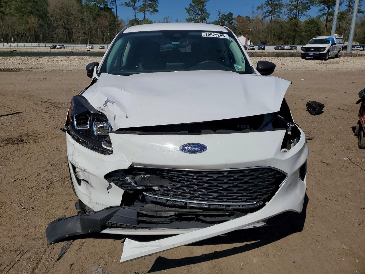 2022 Ford Escape Se - Image 5
