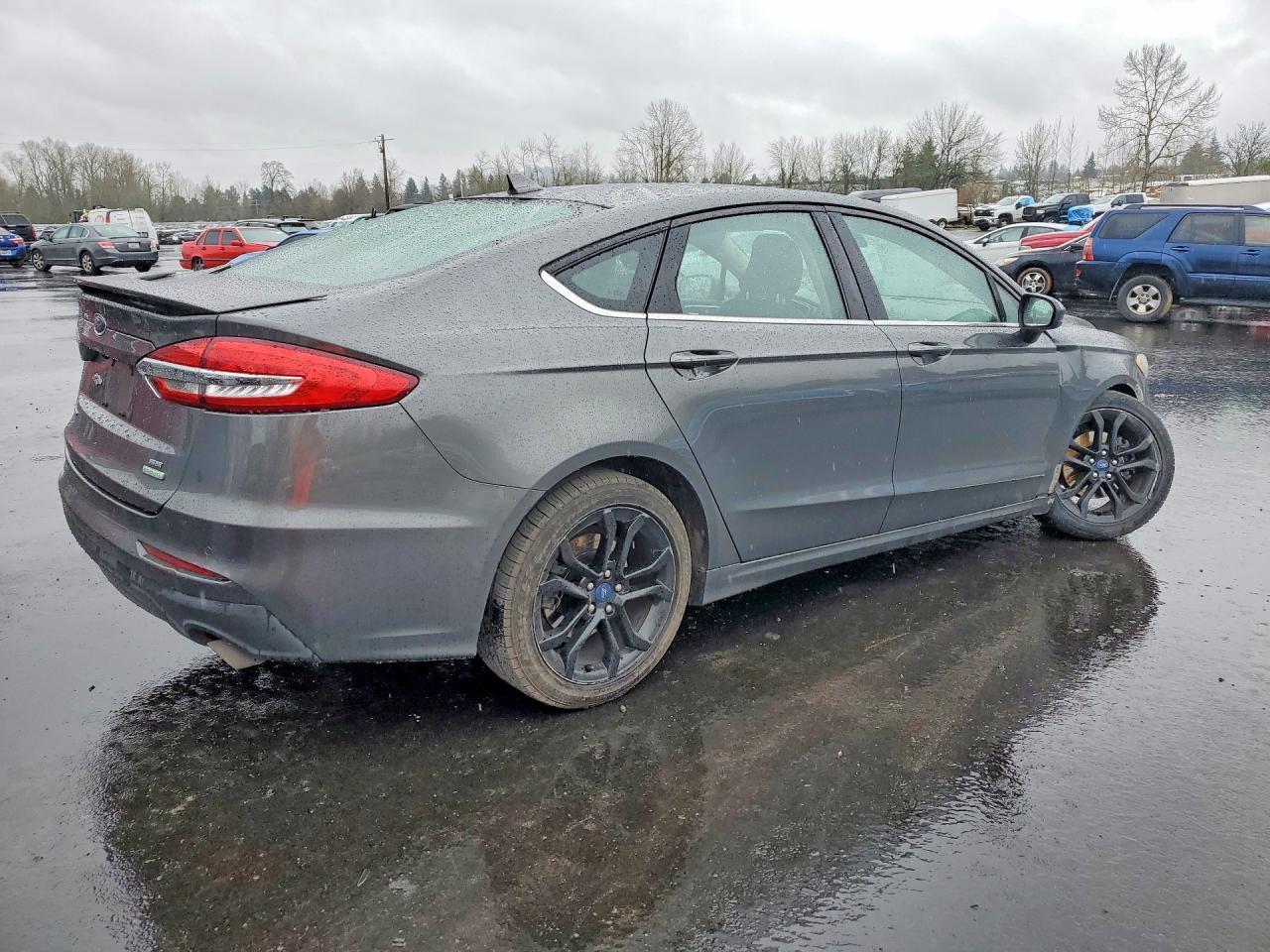 2019 Ford Fusion Se - Фото 3