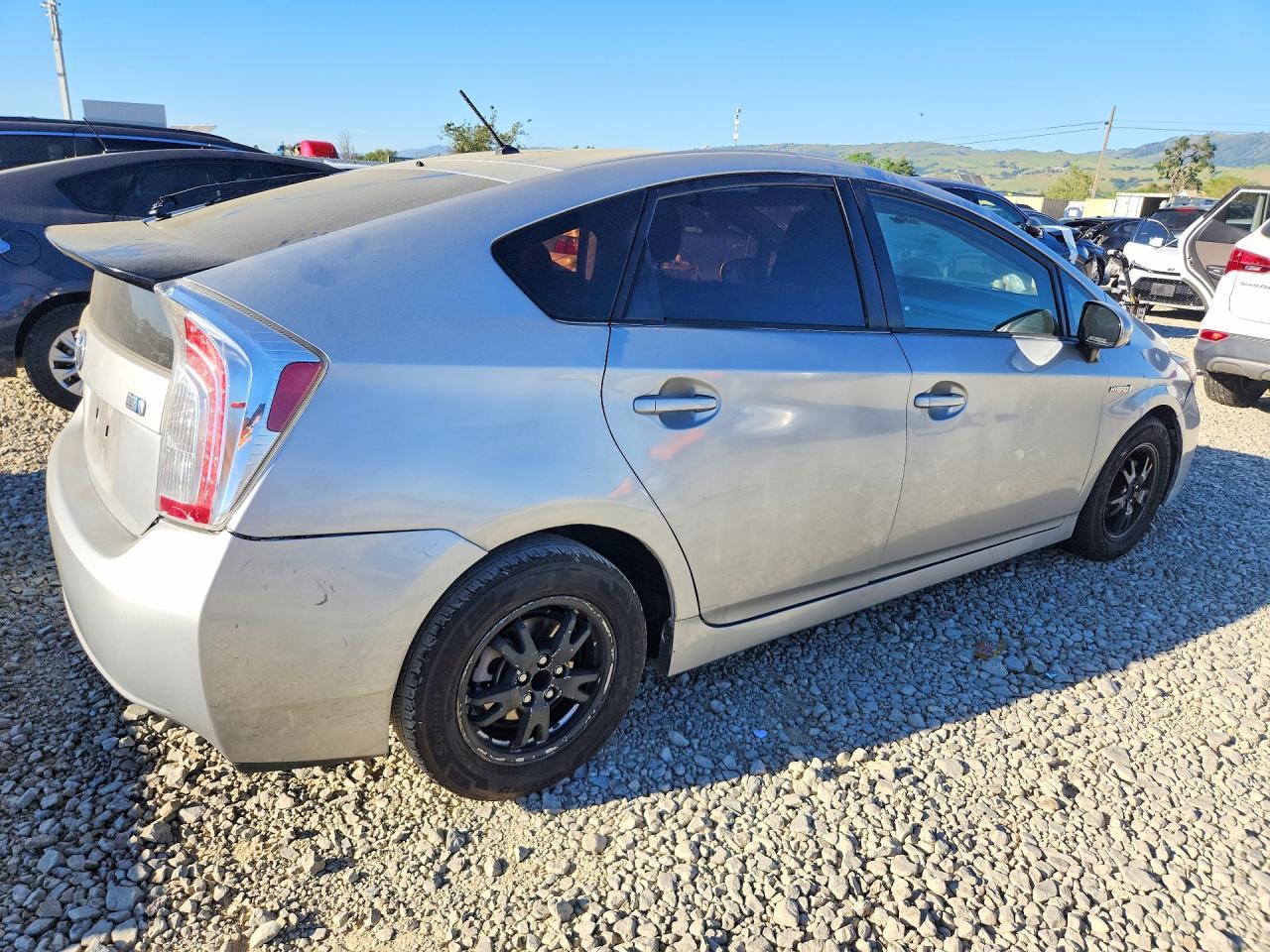 2015 Toyota Prius Two - Фото 3