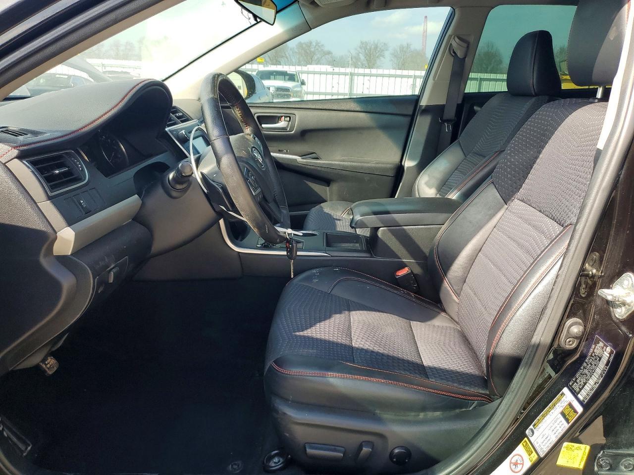 2015 Toyota Camry Se - Фото 7