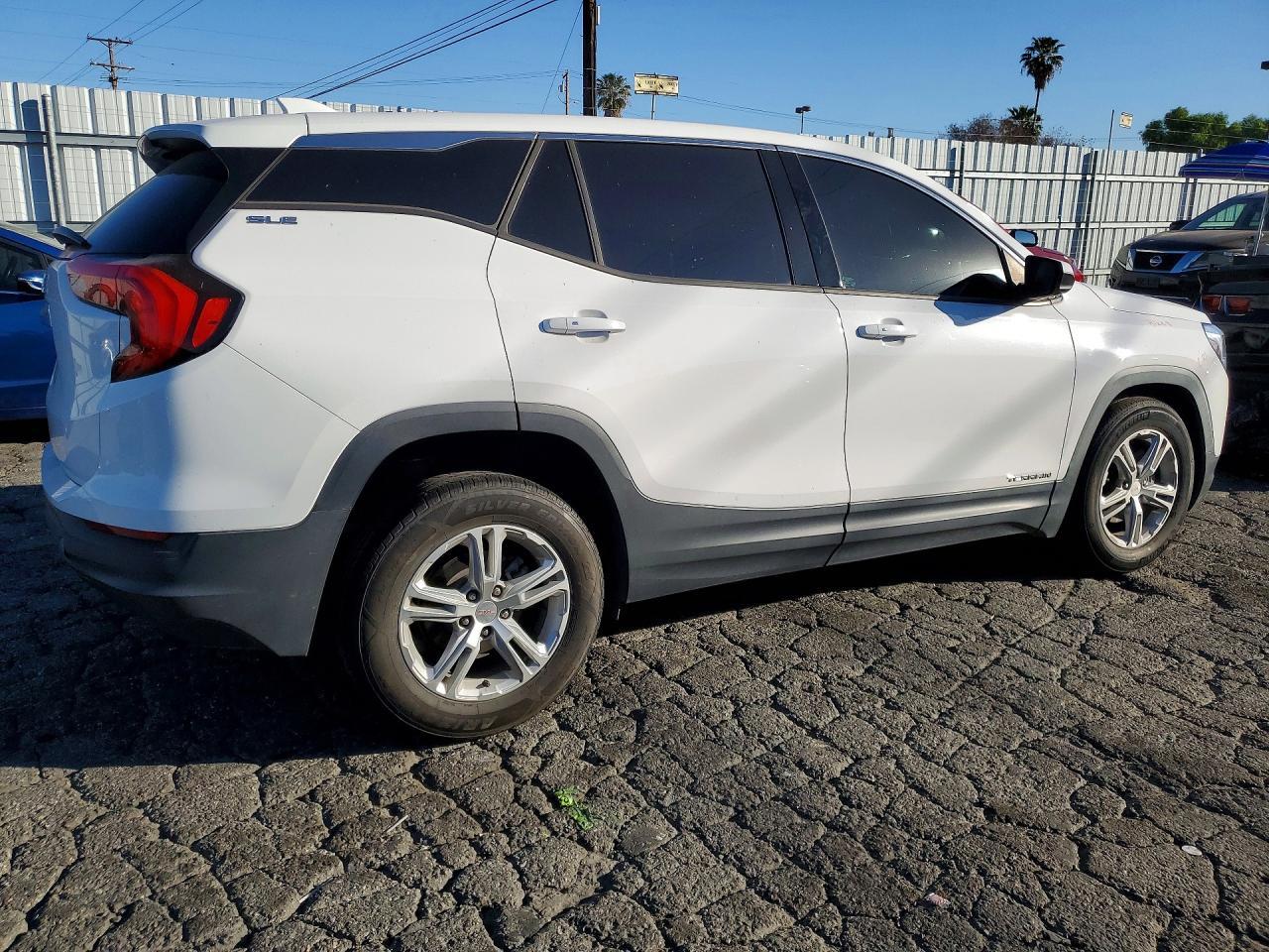 2020 GMC Terrain Sle - Фото 3