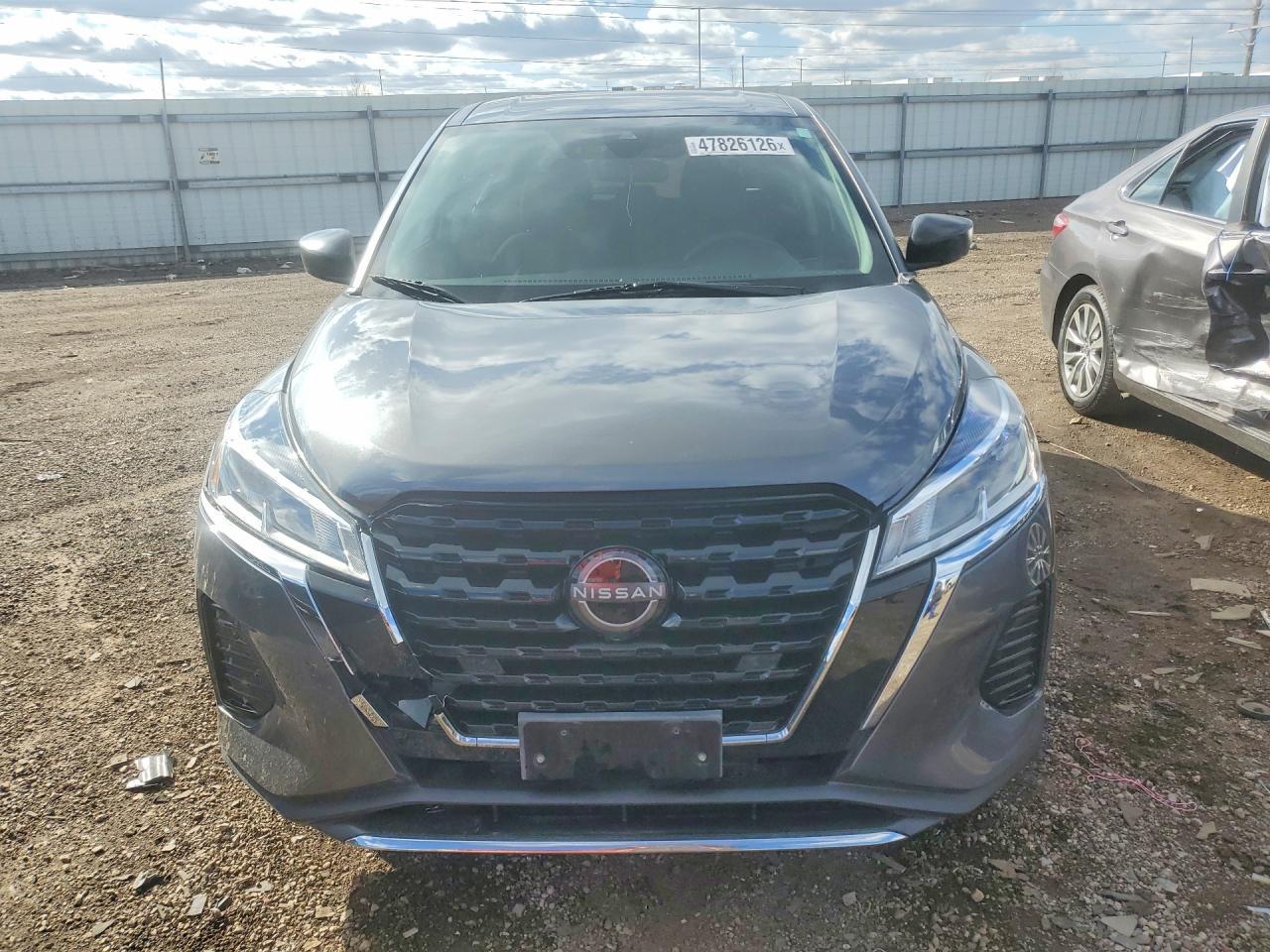 2023 Nissan Kicks S - Image 5
