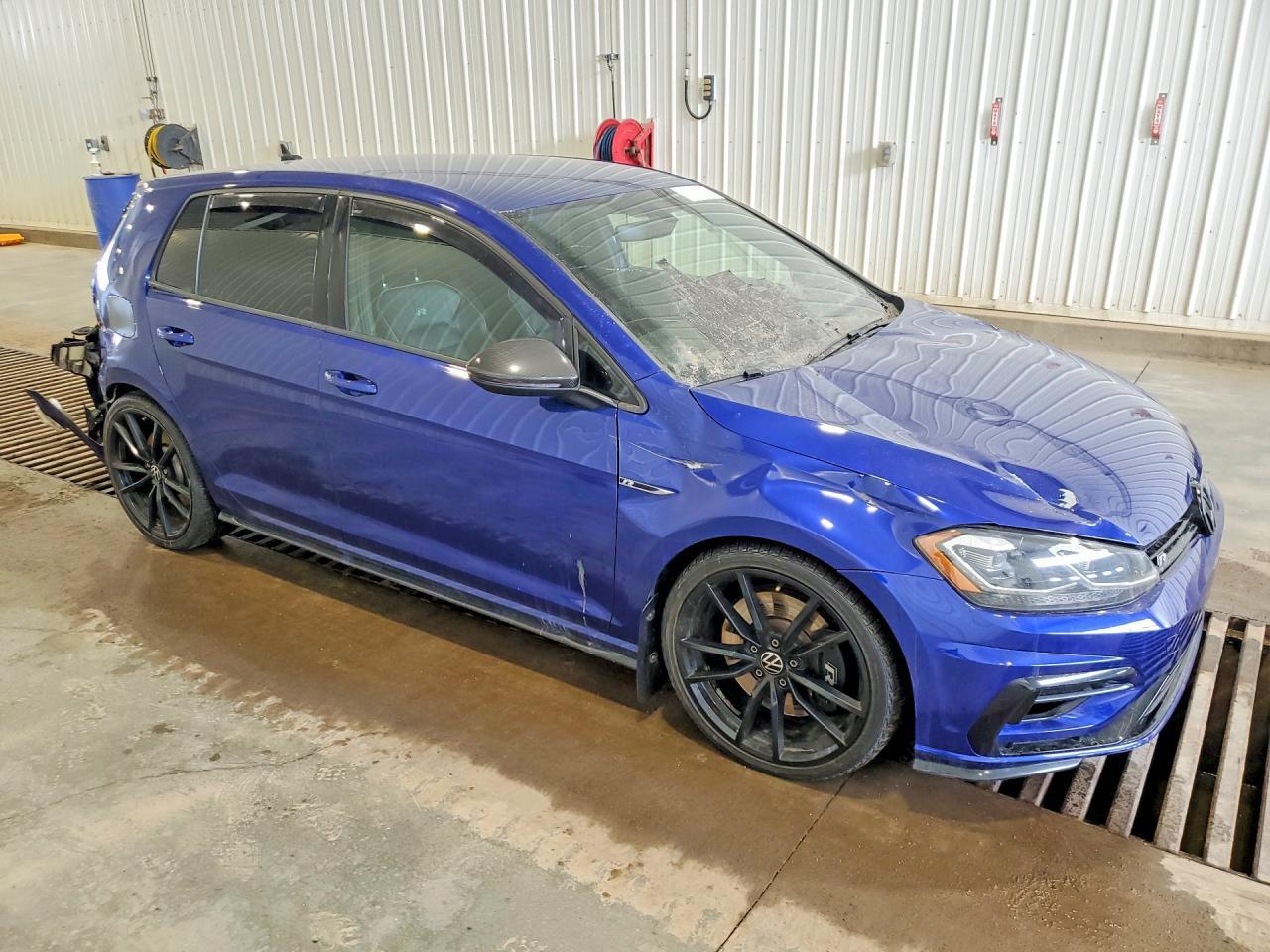 2019 Volkswagen Golf R - Image 4