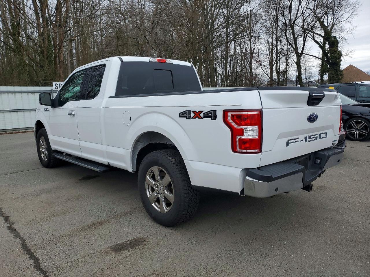 2020 Ford F150 Super Cab - Image 2
