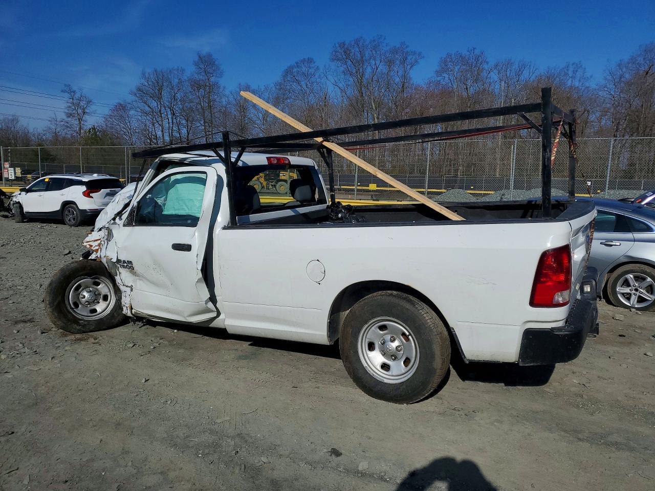 2013 Ram 1500 St - Фото 2