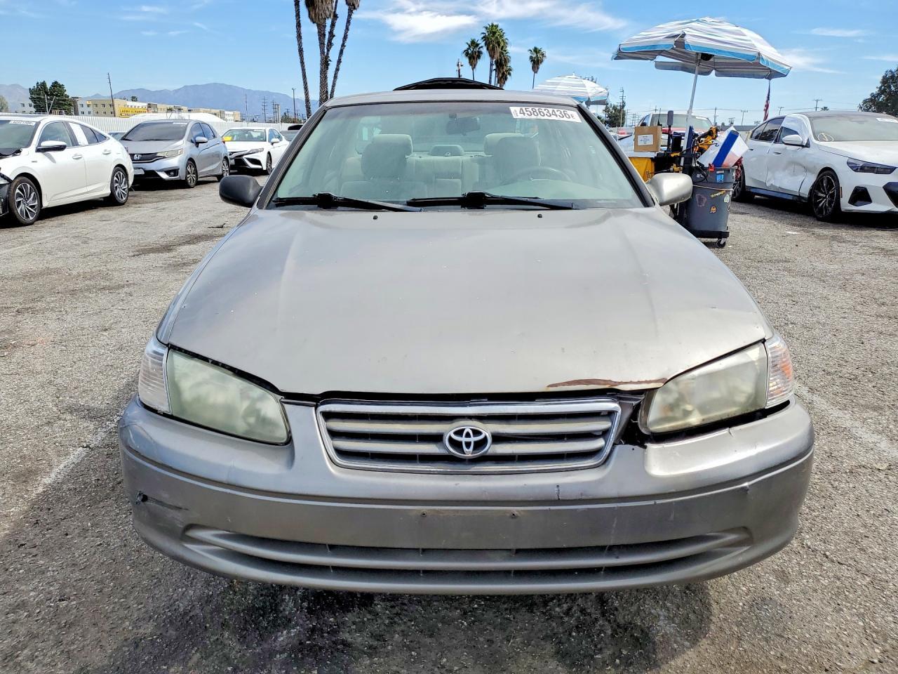 2000 Toyota Camry Ce - Фото 5