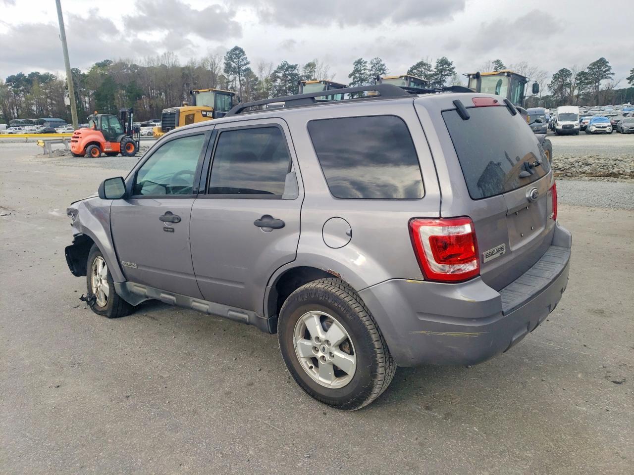 2008 Ford Escape Xlt - Image 2