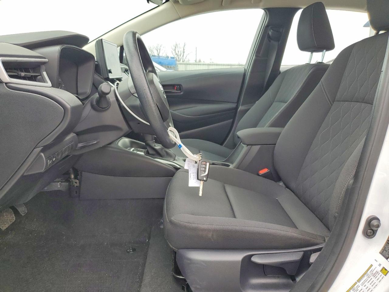 2025 Toyota Corolla Le - Фото 7