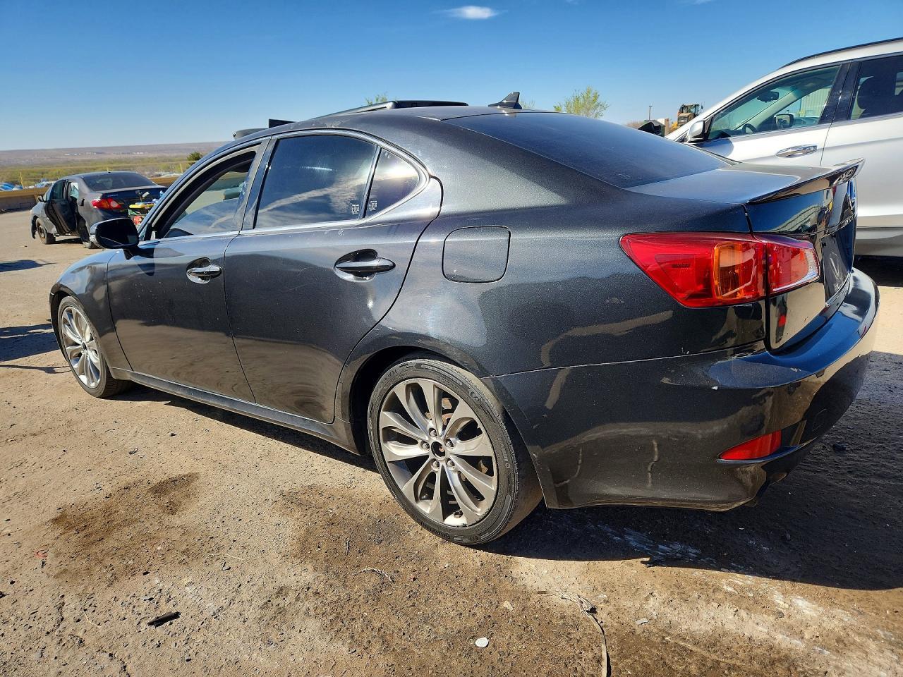 2010 Lexus Is - Фото 2
