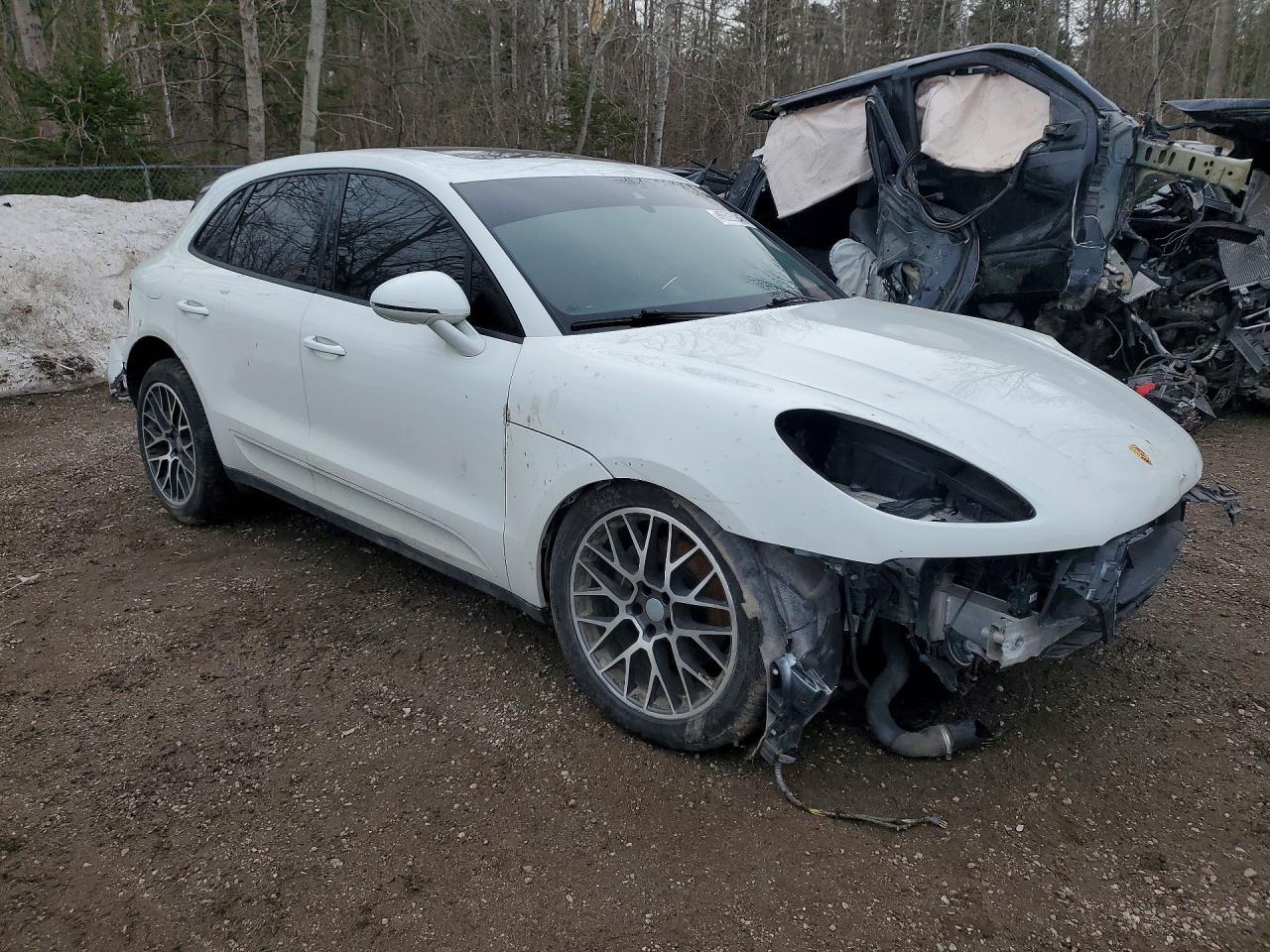 2018 Porsche Macan - Image 4