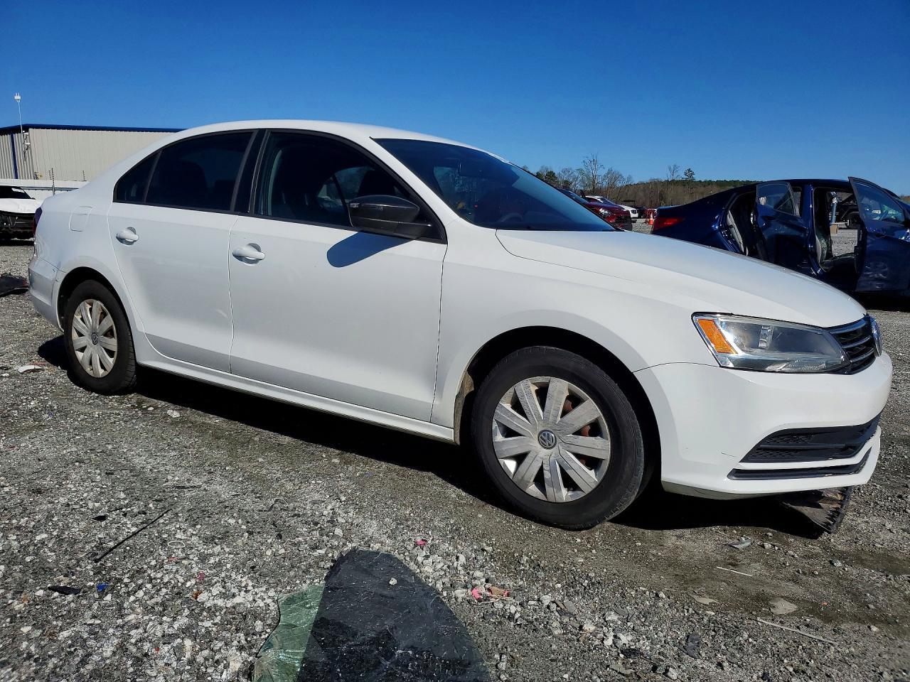 2016 Volkswagen Jetta S - Фото 4