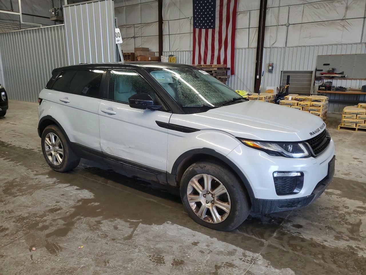 2017 Land Rover Range Rover Evoque Se - Фото 4