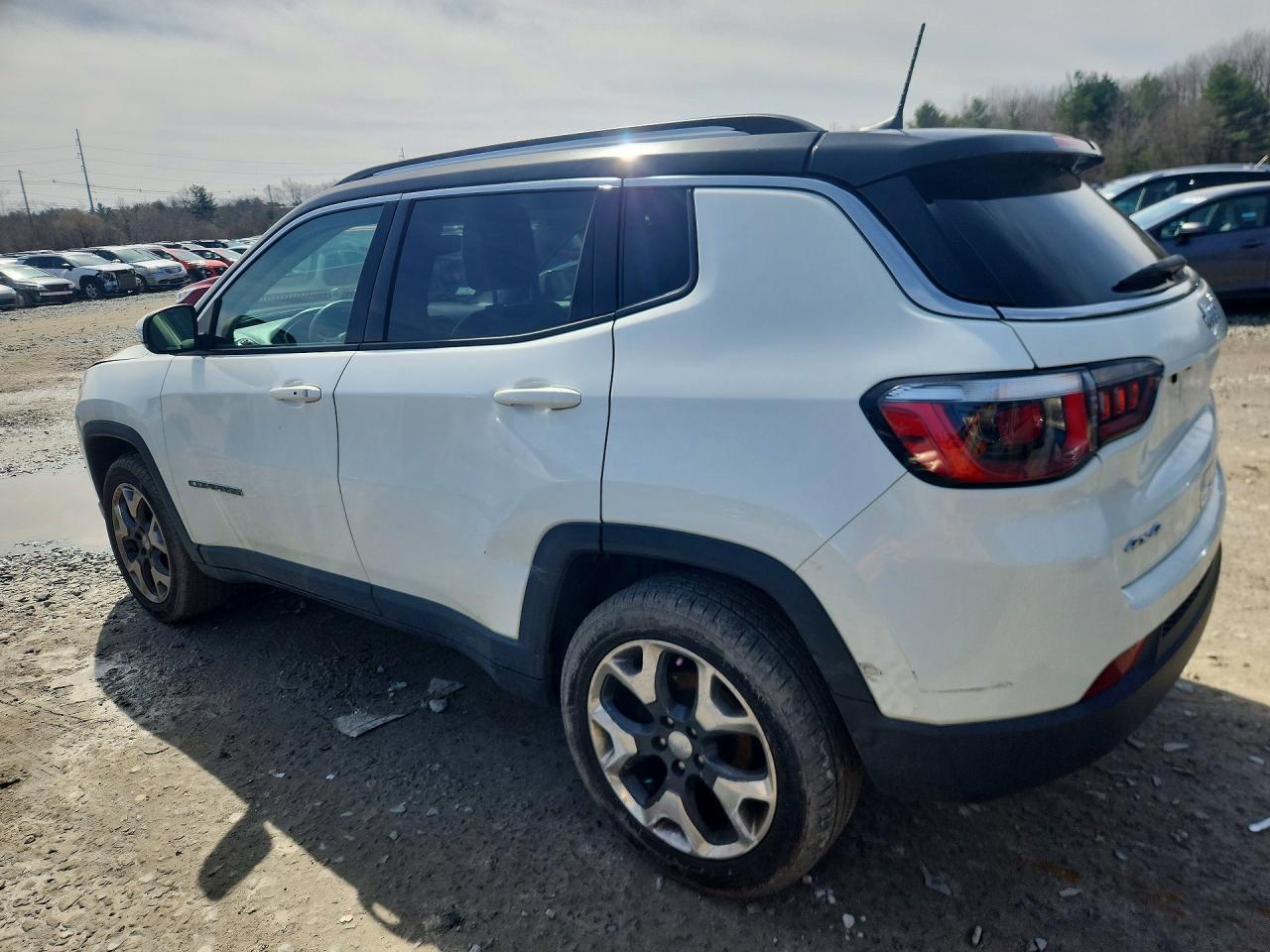 2017 Jeep Compass Limited - Image 2
