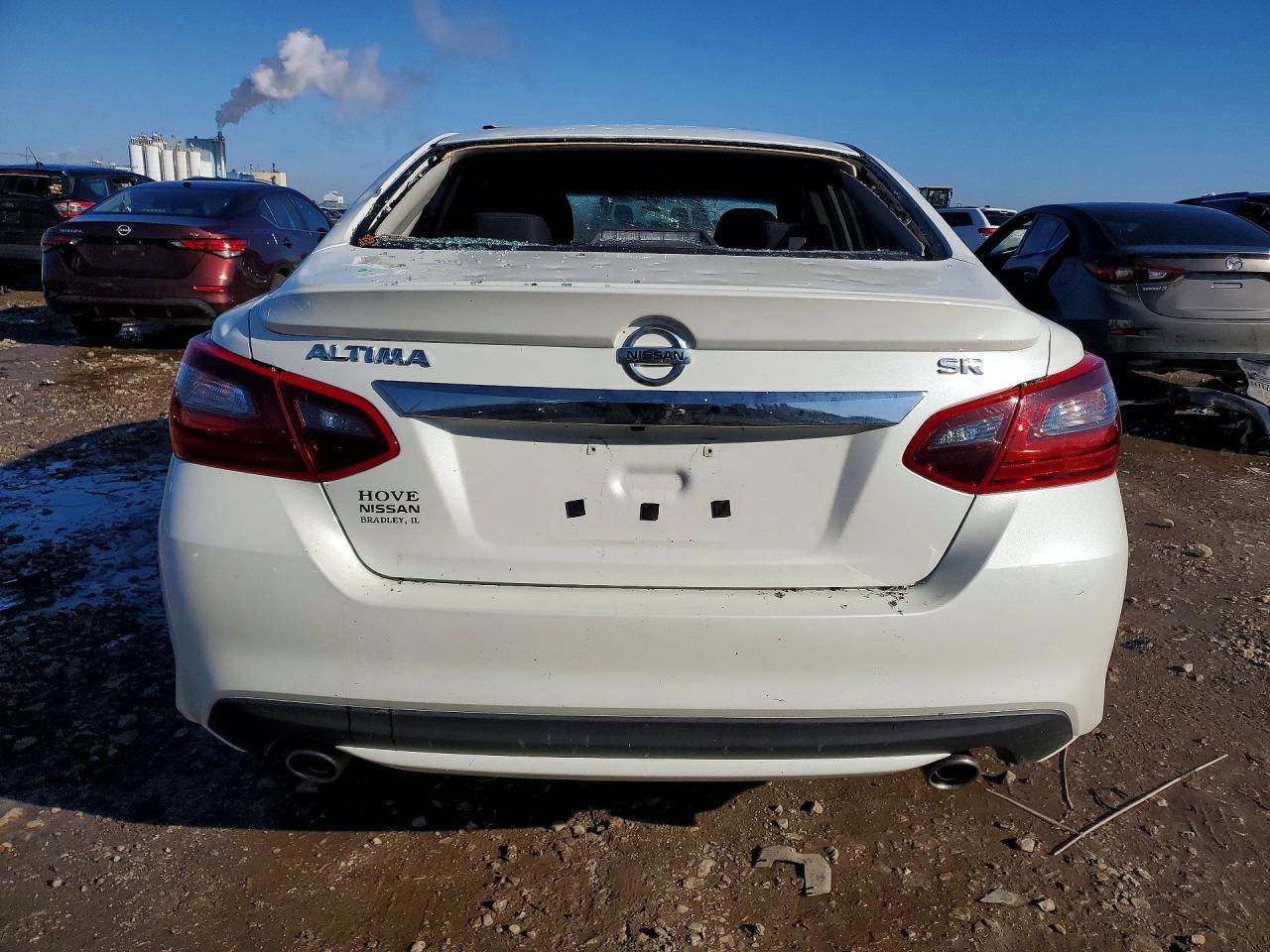 2017 Nissan Altima 2.5 Sr - Image 6