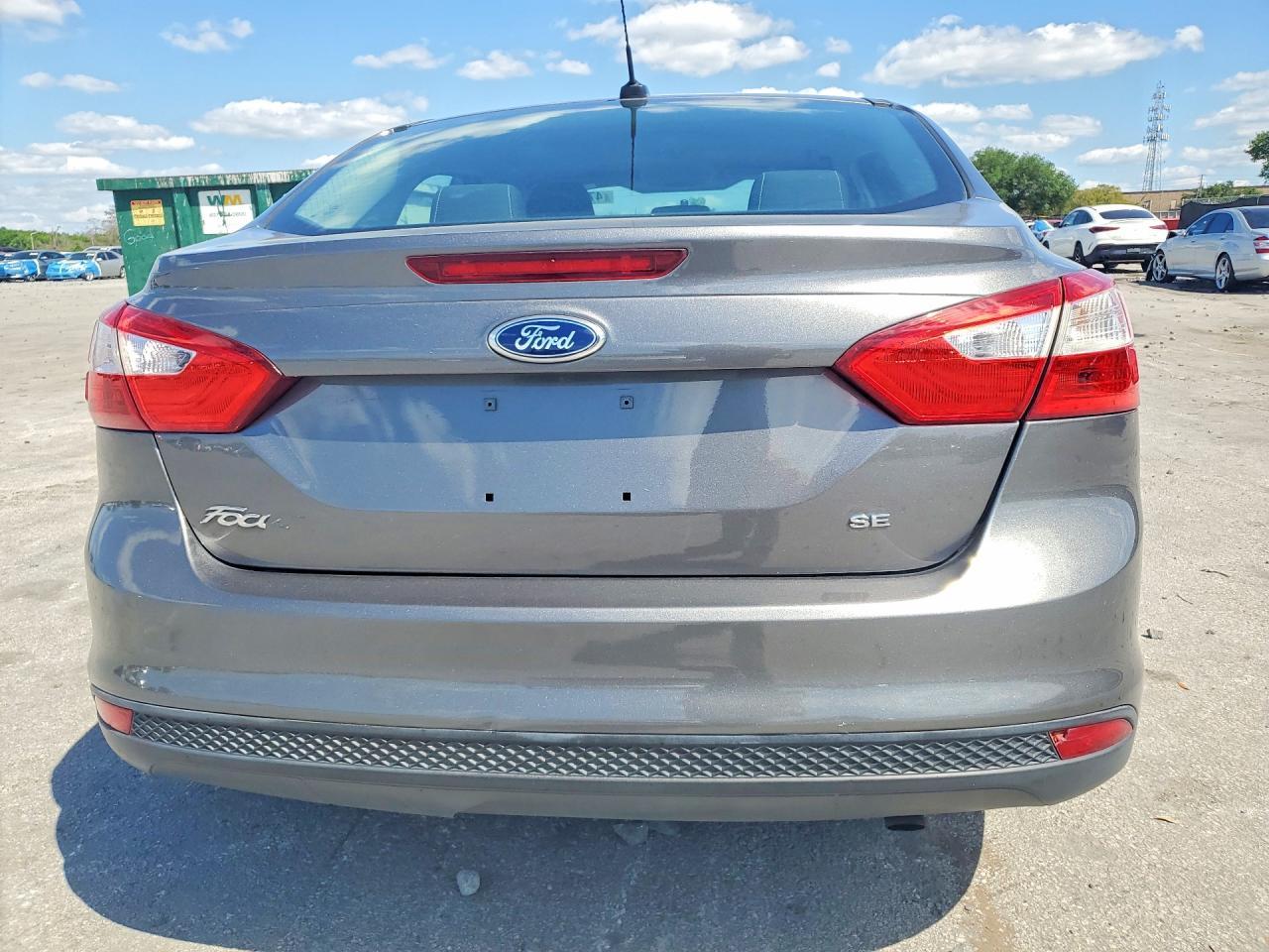 2014 Ford Focus Se - Image 6