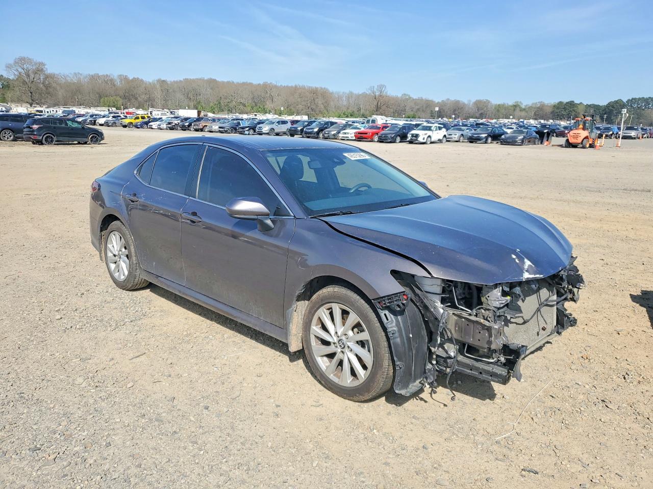 2022 Toyota Camry Le - Image 4