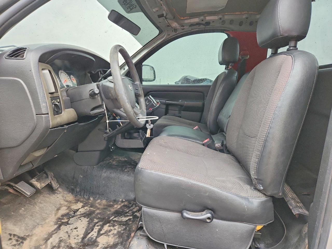 2004 Dodge Ram 1500 St - Фото 7