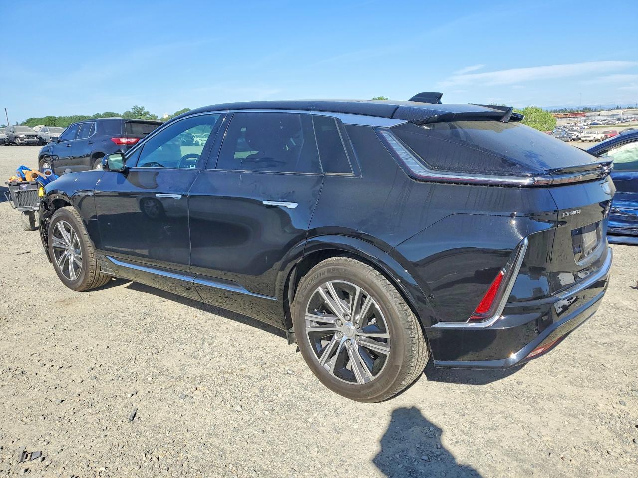 2024 Cadillac Lyriq Luxury - Image 2