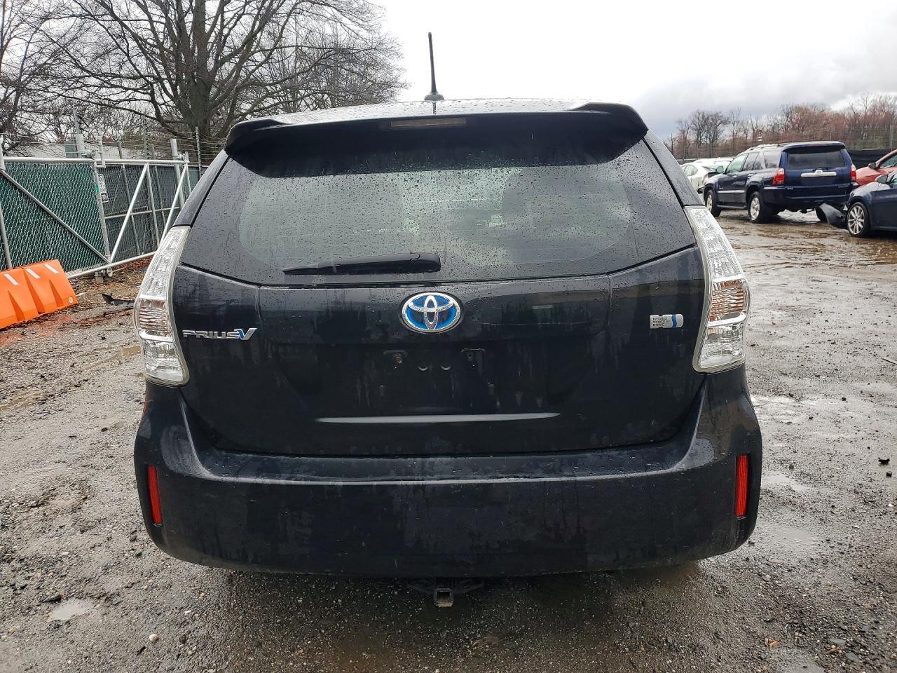2012 Toyota Prius V Three - Фото 6