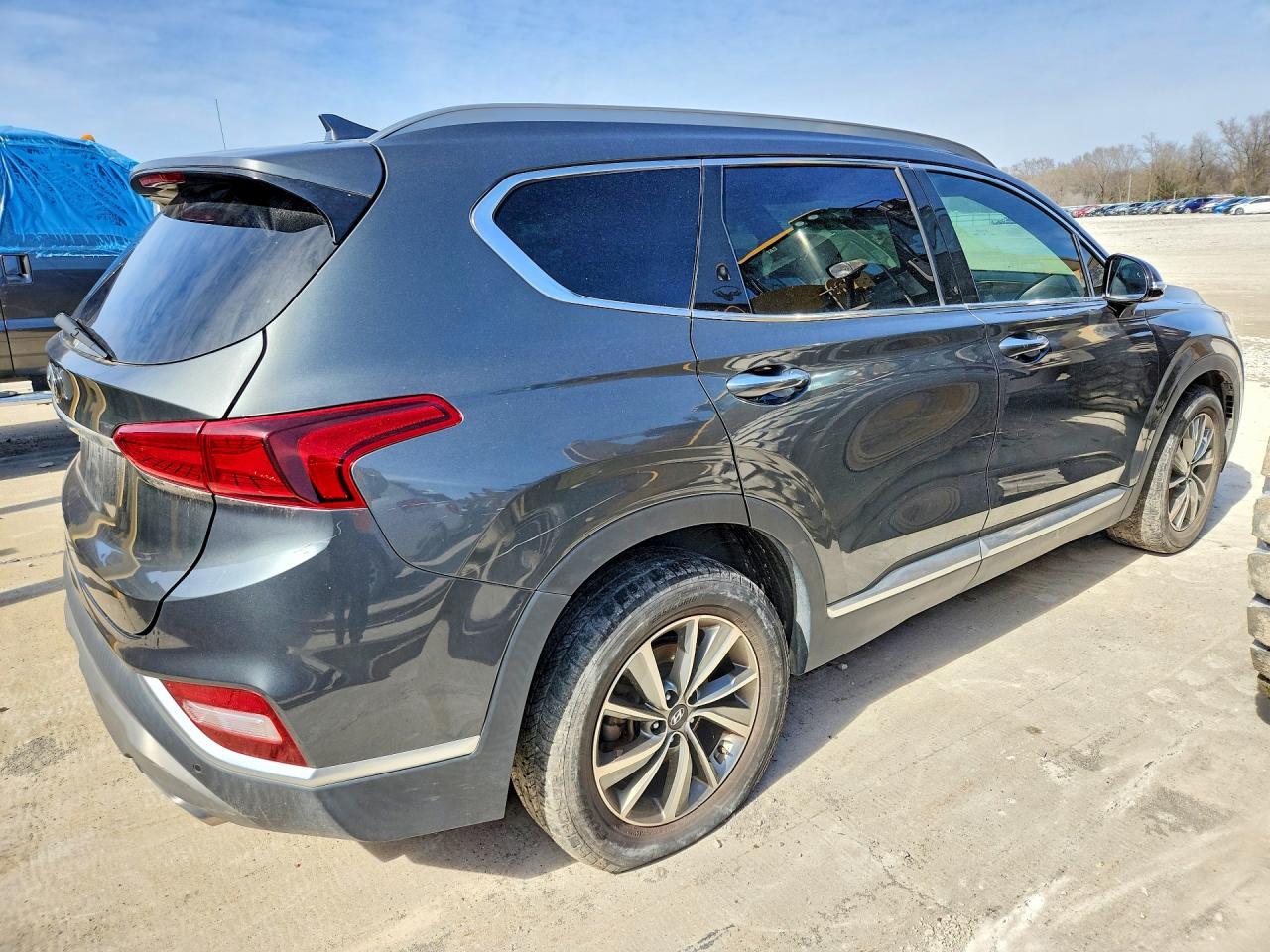 2019 Hyundai Santa Fe Ultimate 2.4L - Фото 3