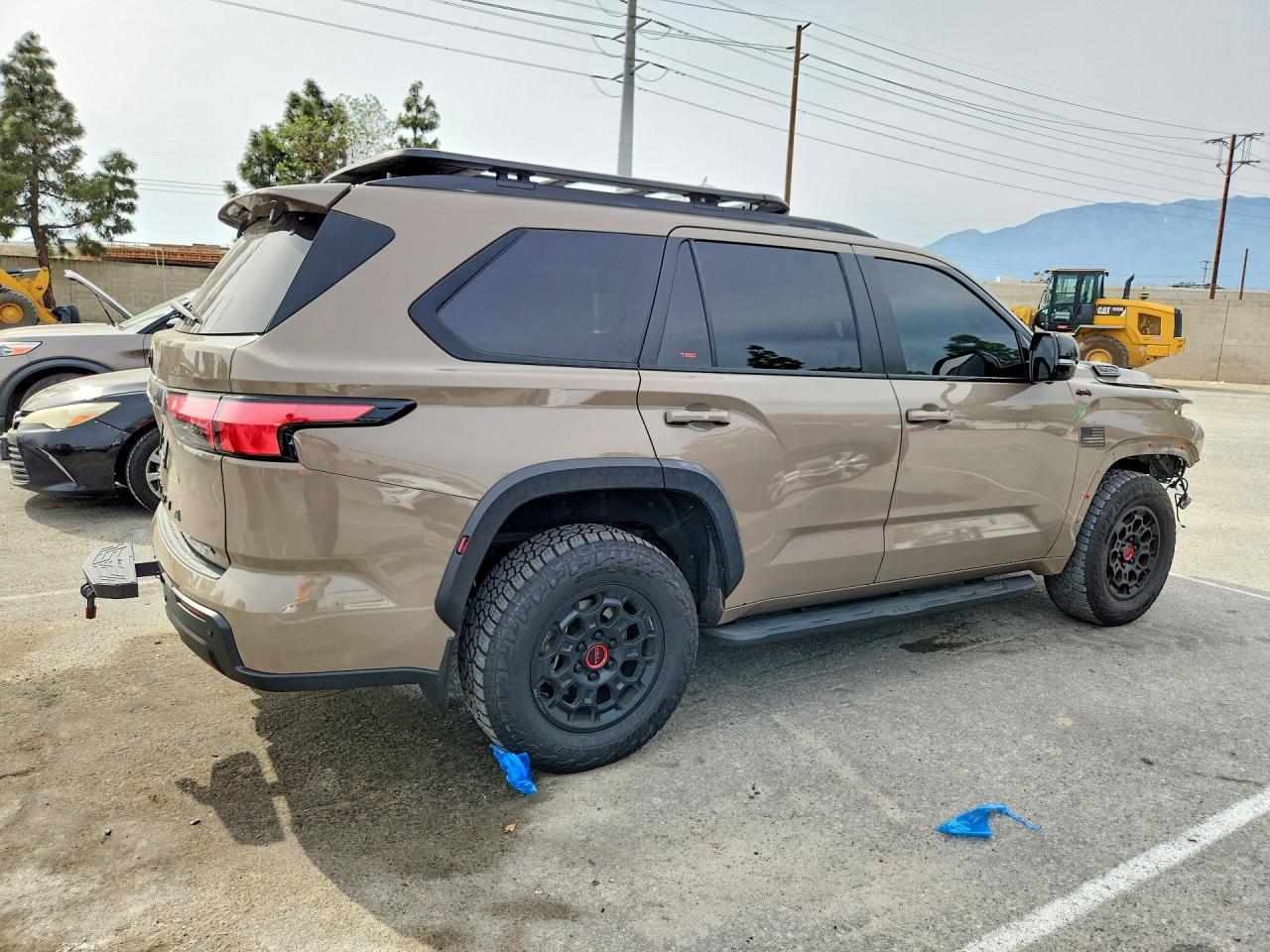 2025 Toyota Sequoia Trd Pro - Фото 3