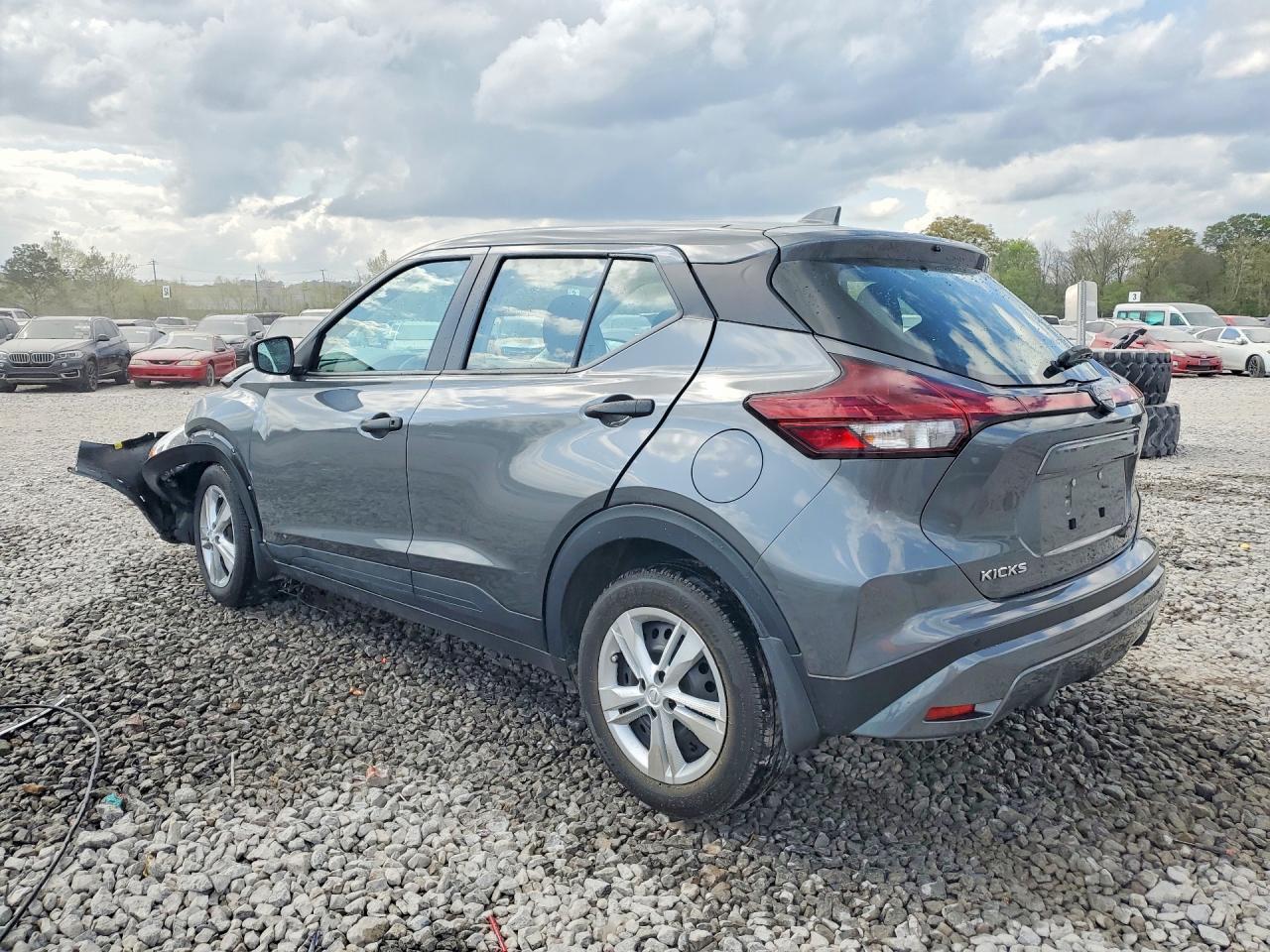 2025 Nissan Kicks Play S - Image 2