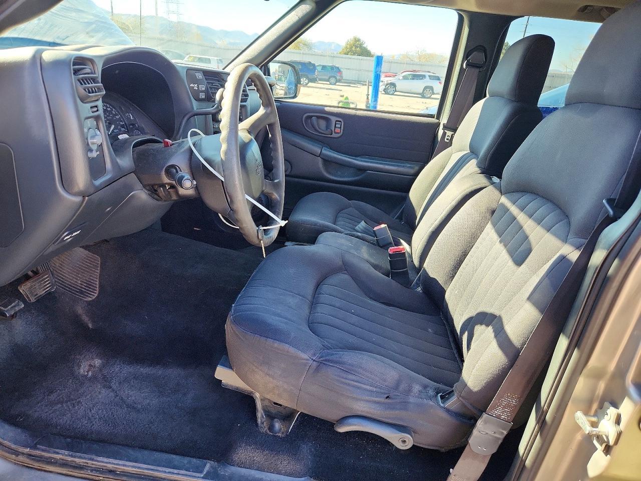2004 Chevrolet Blazer - Фото 7