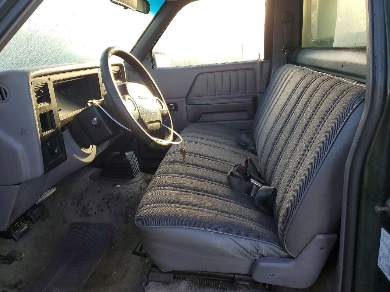 1996 Dodge Dakota - Image 7