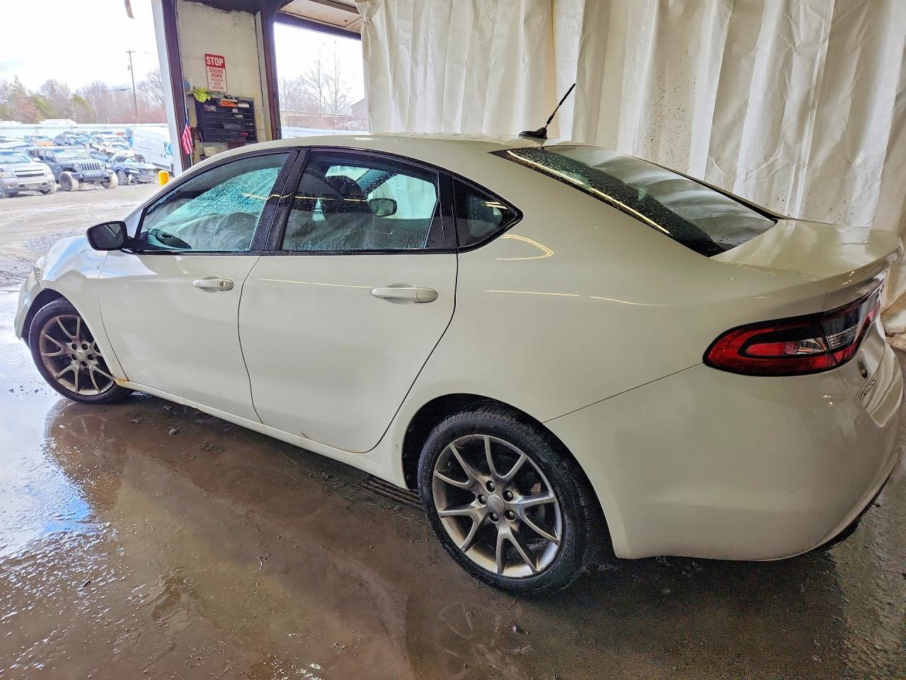 2013 Dodge Dart Sxt - Image 2