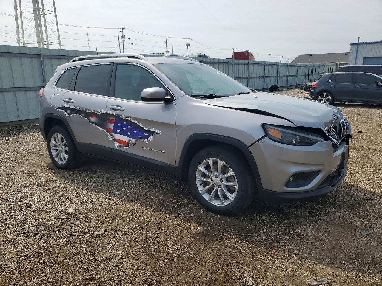2019 Jeep Cherokee Latitude - Image 4