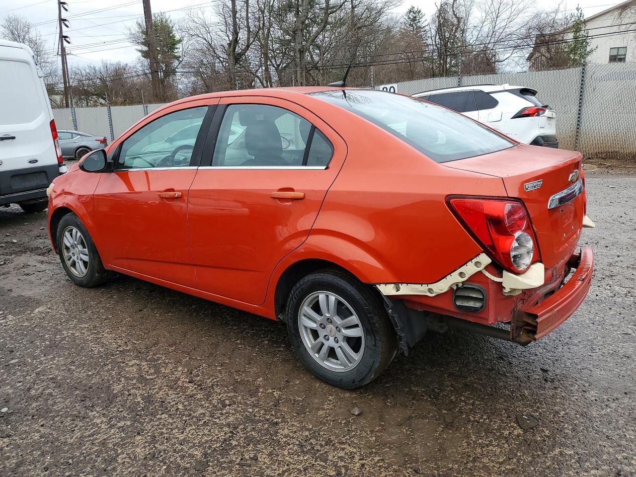 2012 Chevrolet Sonic Lt - Фото 2